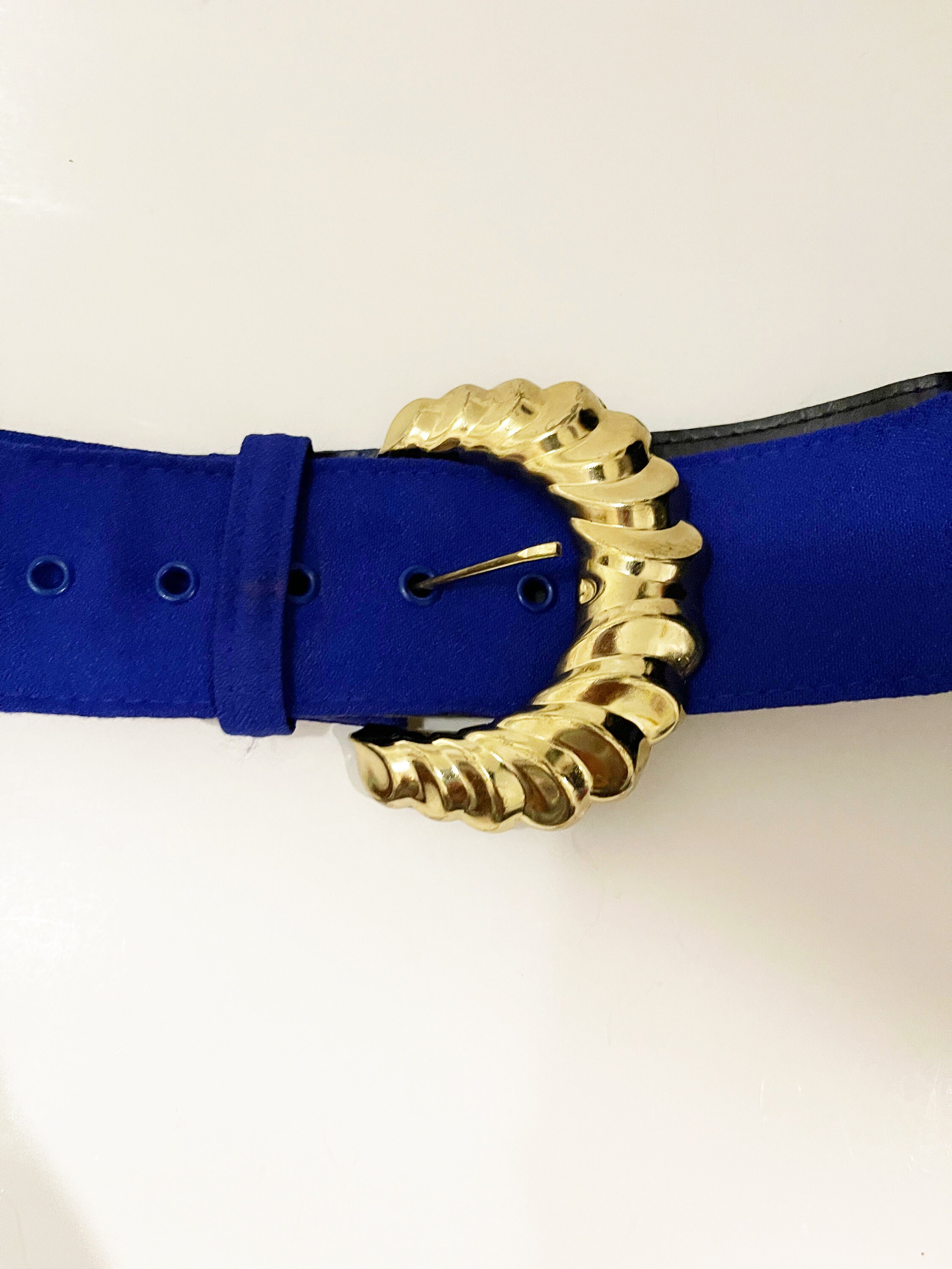 Vintage Blue leather button shaped funky belt with gold hardware 80 main image 3