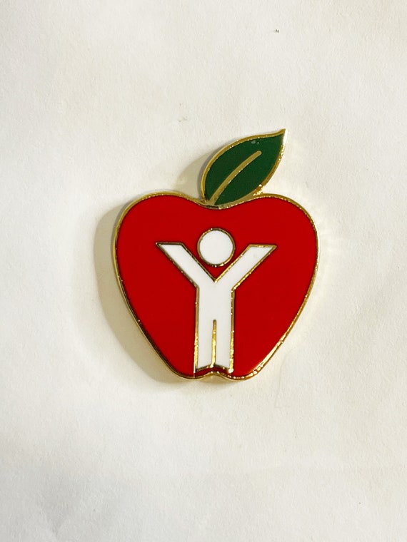 Red Apple Pin Vintage Enamel Red Apple Making a D… - image 10