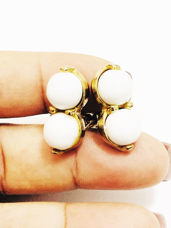 Vintage Dauplaise Screw back Earrings White Gold … - image 2