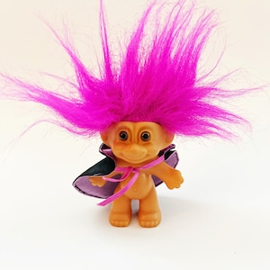 Vintage Paarse Troll Zorro Troll Doll, Mask Man Cape Crusader Purple Hair 3 &quot; Russ Masked Trolls, Good Luck Doll Vampire, Halloween Troll