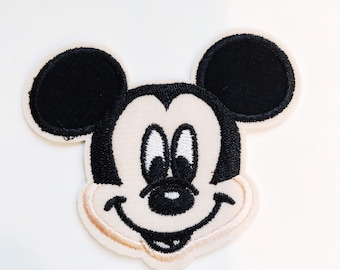Écusson Mickey Mouse, écusson brodé personnage Disney, écusson brodé tête de Mickey, Disneyland Disney