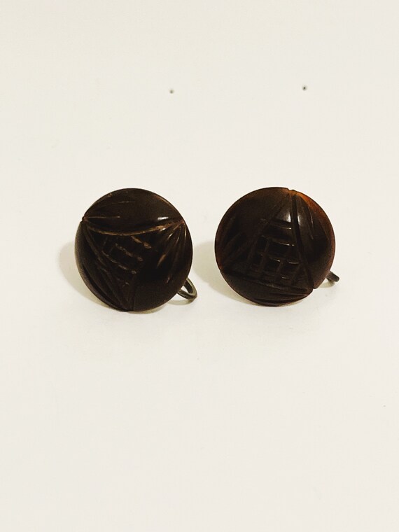Vintage Lucite Clip On Earrings Round Brown Butto… - image 10