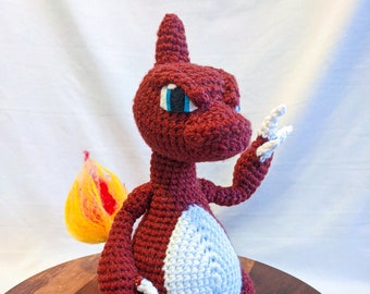 Patrón: Peluche de crochet inspirado en Charmeleon