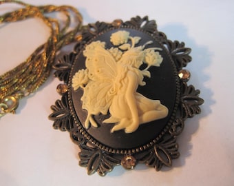 Vintage Style Cameo with Actual Vintage Solid Brass 30in Chain