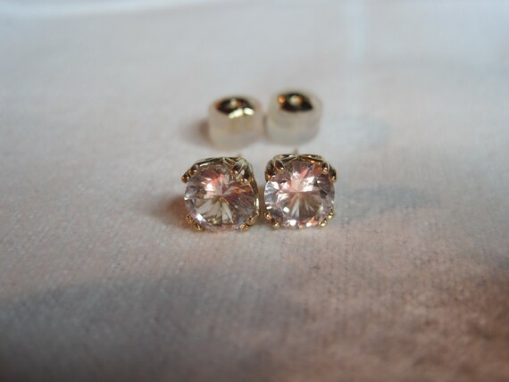 Diamond White Usa >> Solid 14k Usa Genuine Natural Diamond White Sapphire 6mm Gemstone Stud Leverback Earring Sri Lanka Earth Mined Heated Gemstone Solid 14k Yg Diamond White Usa >> Solid 14k Usa Genuine Natural Diamond White Sapphire 6mm Gemstone Stud Leverback Earring Sri Lanka Earth Mined Heated Gemstone Solid 14k Yg