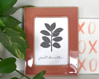 Lámina de arte vegetal: Dibujo botánico de árbol de caucho, "Just Breathe", Arte mural vegetal