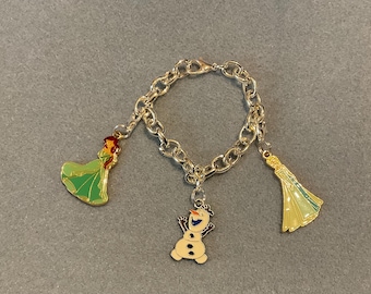 Frozen charm bracelet