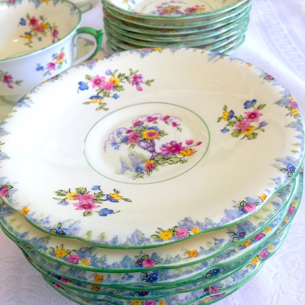 Vintage 30s Fine Bone China Plates / Berry Bowls Royal Paragon Haddon Hall Dinnerware Made in England Exc Cond