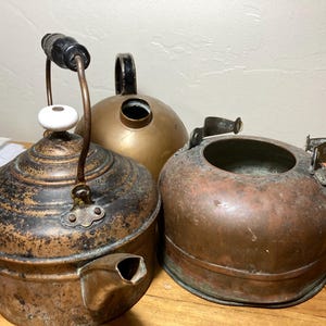 1900s Antique Copper Tea Kettles Rustic Aged Distressed  Planters Vases Cottage Core Home Decor Display Good Cond