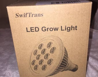 Lg LED Grow Light Bulb E27 Seed Starting Indoor Plants Supplies Tropicals 5-1/2" H x 5" W NEW in BOX