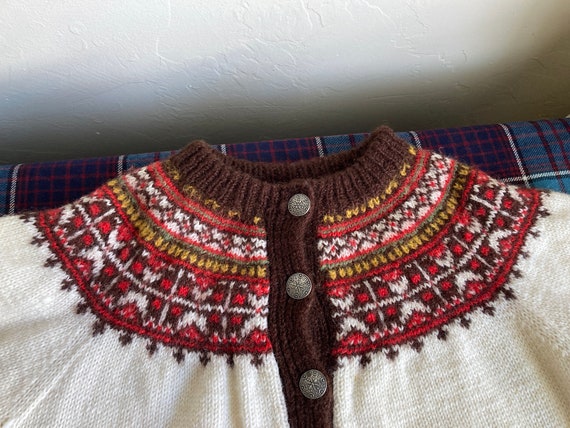 Vintage Handknit Fair Isle Cardigan Sweater Woman… - image 2