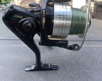 Shakespeare ALPHA Graphite 2560P Ball Bearing Balanced Rotor Fishing Reel