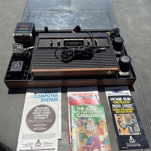 Atari 2600cx-a System Woodgrain Controller Games  & Hartzell Organizer Works