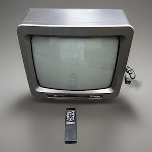 Vintage CRT-TV Emerson TC1375 13" Testad och fungerar med fjärrkontroll 1993