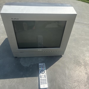 Testad och fungerande RCA TruFlat 14" CRT-TV 14F400T Retro Gaming med fjärrkontroll