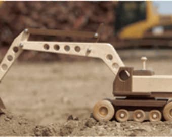 Pattern for Construction-Grade Excavator Plan by WOOD Magazine