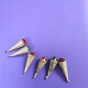 Marokko,Moroccan Antique berber cones Glass beads pendants for jewelery purpose