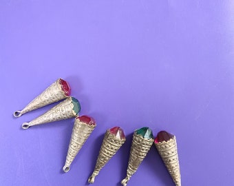 Marokko,Moroccan Antique berber cones Glass beads pendants for jewelery purpose