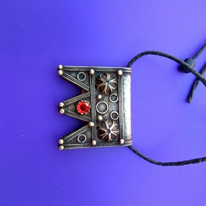 Moroccan Berber silver amulet Necklace  Hirz Berber pendant Tribal ethnic jewellery