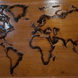 3 D Weltkarte aus Holz