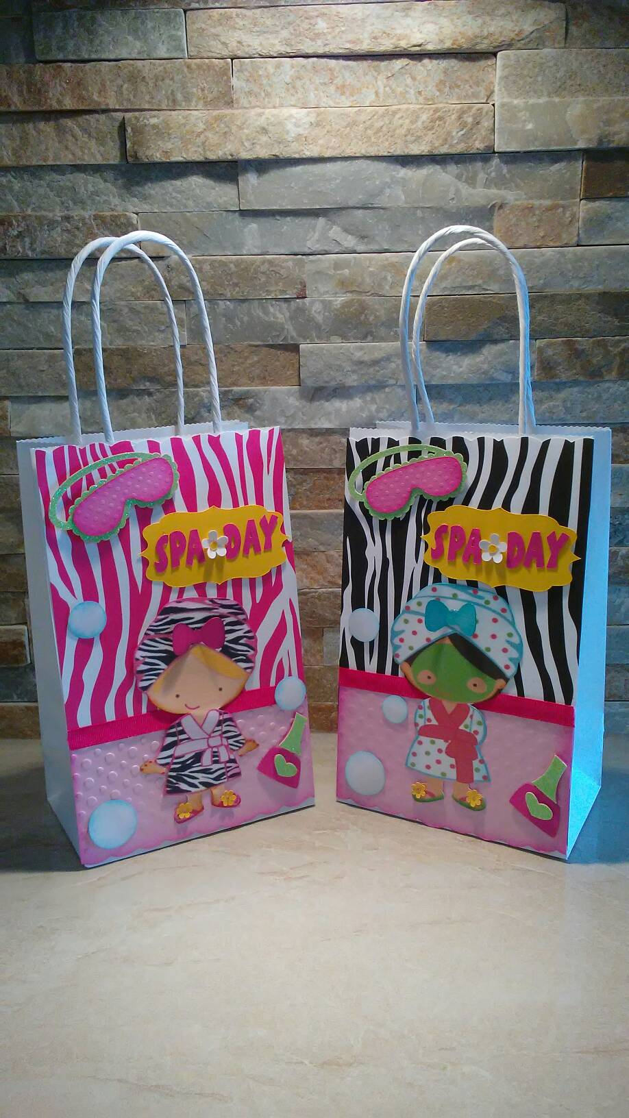 Spa Slumber Goody Bags set of 12 / Spa Party Theme / Spa Favor Etsy