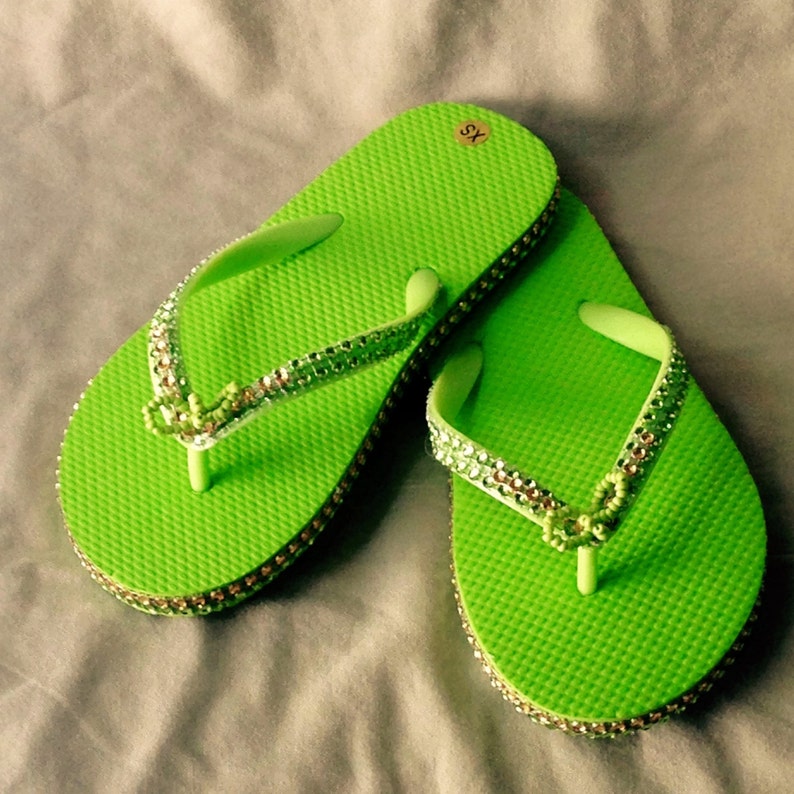 Girlsteenswomens Lime Green Flip Flops With Beaded Flower Etsy