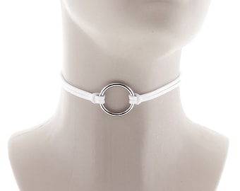 witte choker, ketting ring choker, witte lederen string choker, string choker, ring choker, vegan lederen string met verstelbare sluiting