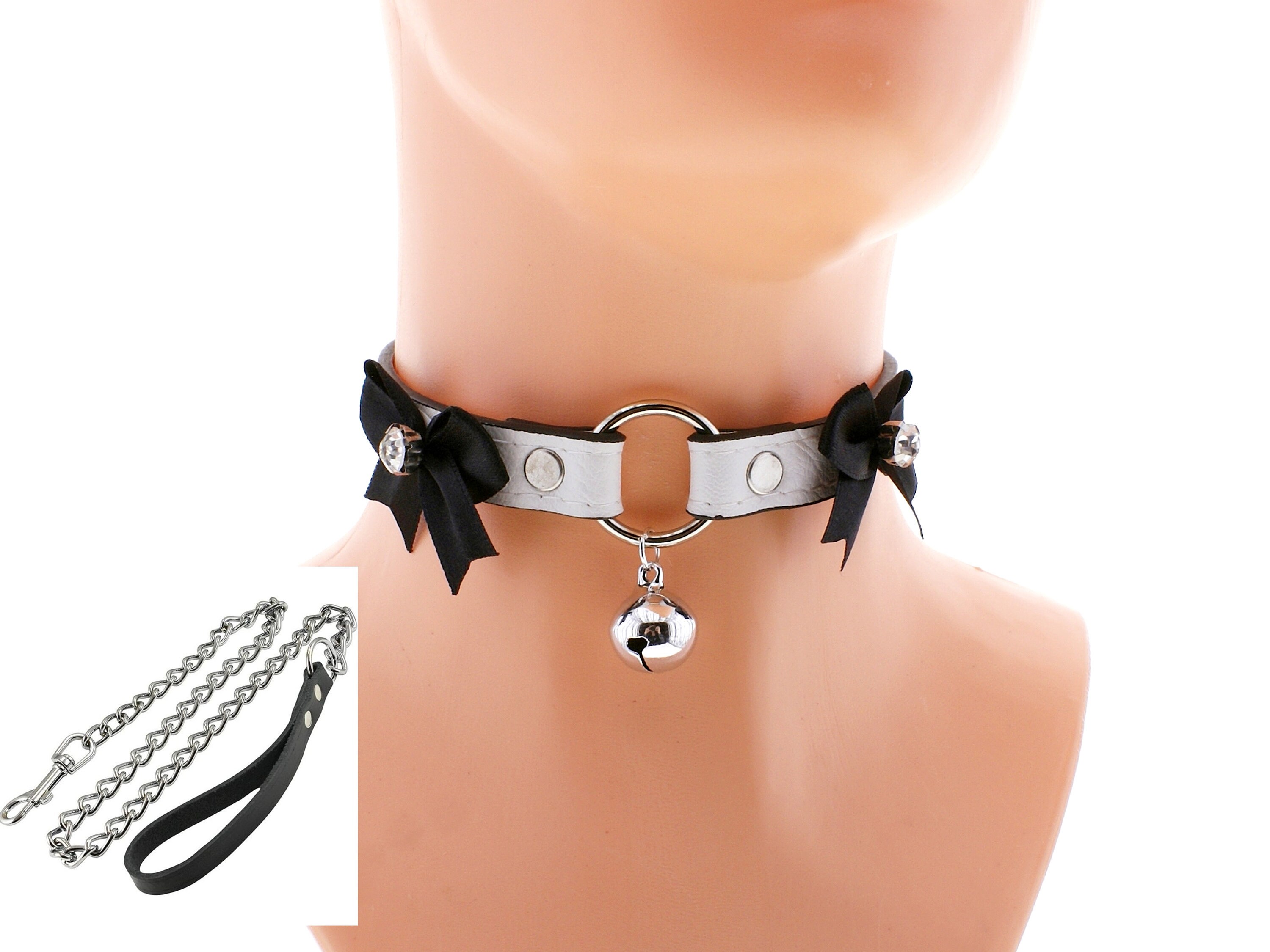 choker with chain leash