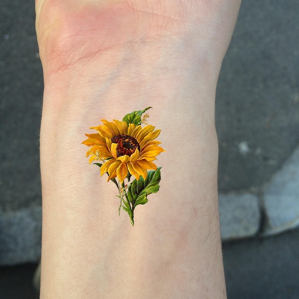 TEMPORARY TATTOO - Set of 2 Wrist Size Vintage Flower/Sunflower/Rose/Daisy/Forget-me-not