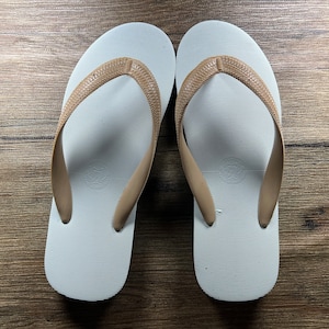 Thai Classic Genuine Vintage, ThaiStyle Naturkautschuk Sandalen Flip Flops.