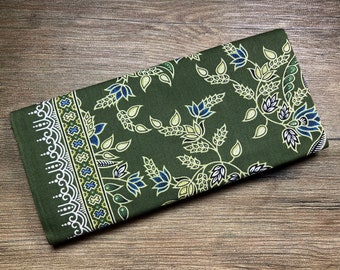 Green**Cotton fabric, print fabric, batik fabric, Fabric-DIY Sarong,Flower fabric, natural fabric**raw edge not sewn.
