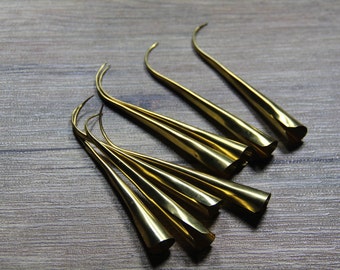 8pcs. Golden metal fingernails for northernThai traditional dances. (Fon-Leb)