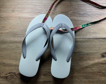 Thai Classic Echte Vintage,ThaiStyle Naturkautschuk Sandalen Flip Flops.