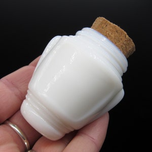 Vintage Art Deco Style Milk Glass Cosmetics Jar / A Small White 1940s Beauty Cream Jar Shaped like a Miniature Greek Urn / Handmade Cork
