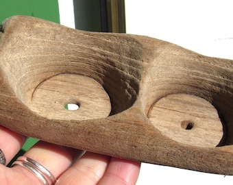 Vintage Driftwood Curiosity Piece / Antique Wooden Trinket Holder/ Beach Home Decor / Upcycled Beach finds