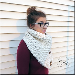 CROCHET COWL Pattern, Chunky Crochet Cowl, BELMONT Cowl, Button Cowl Pattern, Crochet Scarf Pattern, Crochet Button Cowl, Winter Scarf, Diy image 4