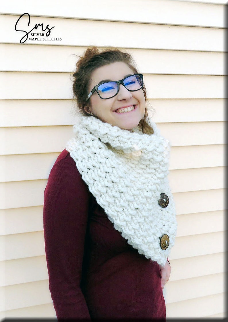 CROCHET COWL Pattern, Chunky Crochet Cowl, BELMONT Cowl, Button Cowl Pattern, Crochet Scarf Pattern, Crochet Button Cowl, Winter Scarf, Diy image 6