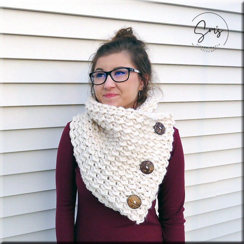 CROCHET COWL Pattern, Chunky Crochet Cowl, BELMONT Cowl, Button Cowl Pattern, Crochet Scarf Pattern, Crochet Button Cowl, Winter Scarf, Diy image 5