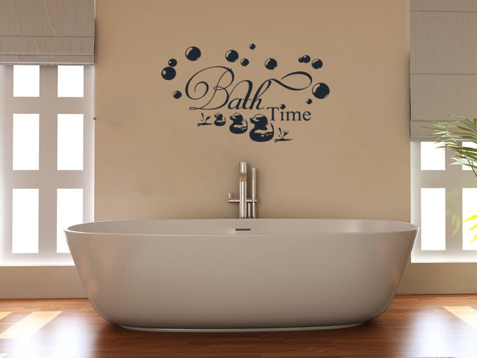 Bath time перевод. ванная с пеной. Its bathtime материалы английский. Kids bath time девочки. Bathroom time.