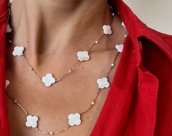 Collar de trébol de cuatro hojas