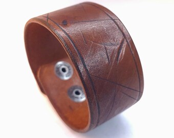 Hand Tooled Leather Arm Cuff – 1.5" Wide Adjustable Bracelet for Cosplay, Bushcraft & Steampunk Wear