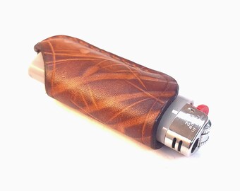 Leather Lighter Holder – Handmade Veg-Tan EDC Caddy for BIC Lighters, Bushcraft & Cosplay