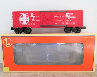 Lionel Santa Fe Boxcar - Lionel Rolling Stock - No. 29291 - 2000 Lionel 6464 Series Boxcar - O/O-27 Scale