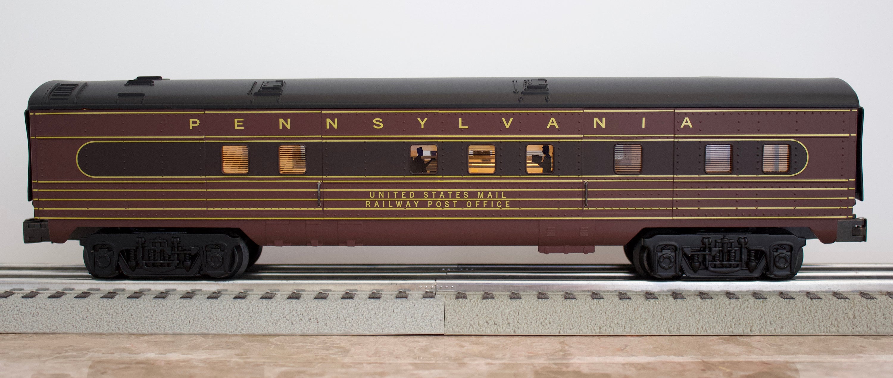 Set of Four K-line Pennsylvania Passenger Cars - K-line