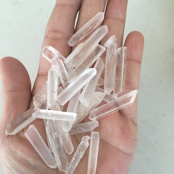 Quartz Crystal Points, Clear Quartz Crystal Lots, Reg Long Quartz Wand Points 1"-1.5” length, 5-8mm wide Lemurian Seed Crystal, Unpolished