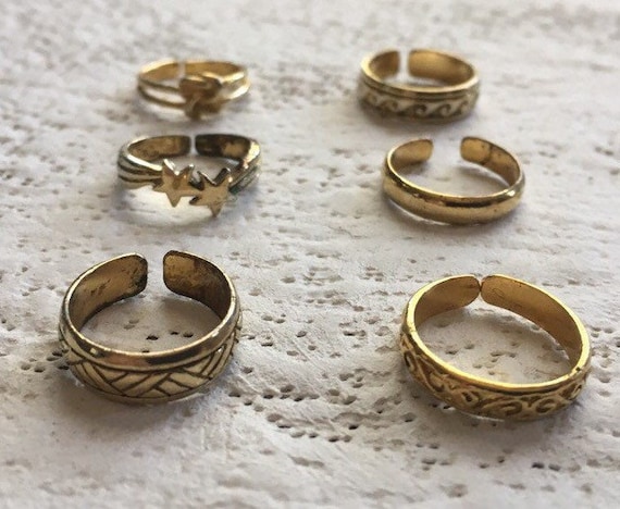 Toe Ring Polished Sweet Heart and Split Band Sterling Silver Toe Ring Polished Sweet Heart and Split Band Sterling Silver