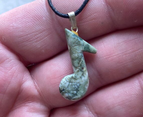 Tree Agate Musical Note Green White Shaped Carved… - image 5