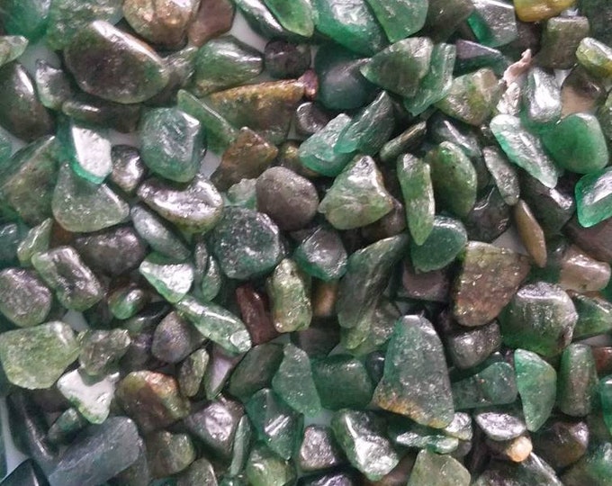 Dark Green Aventurine Quartz Small Pebbles, lot of 100 undrilled tumbled stone chips gemstone trees, elixirs, orgone, crystal grids, candles