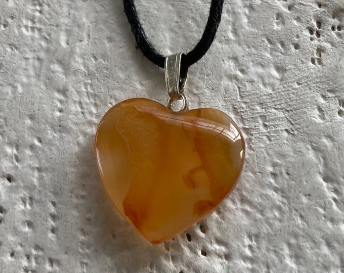 Carnelian Heart Shape Pendant, Orange Agate Carnelian Heart Necklace, orange stone heart, natural gemstone jewelry, heart charm, bead