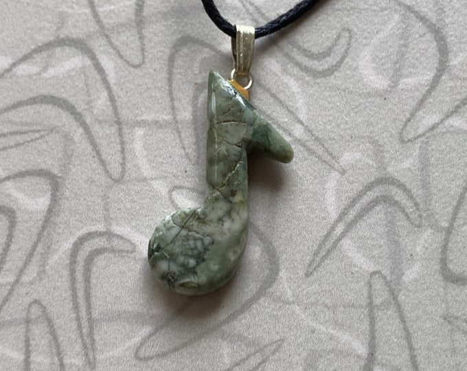 Tree Agate Musical Note Green White Shaped Carved Gemstone Pendant, Tumble Polished Stone Necklace on Adjustable Cord, Natural Stone Jewelry